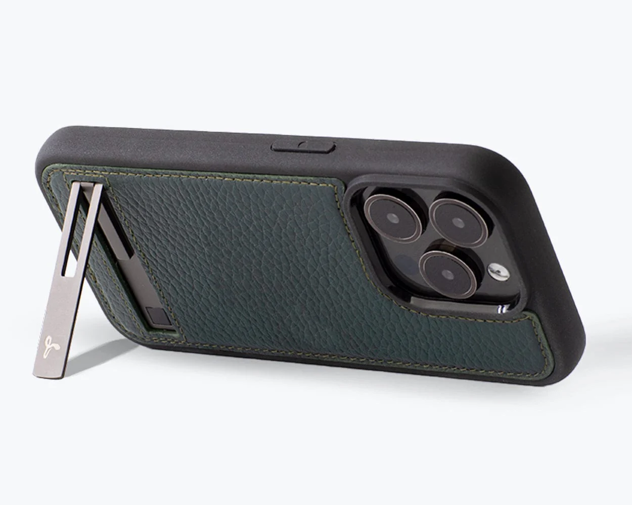 Apple iPhone 15 Pro - Metro Leather Phone Case - Image 19