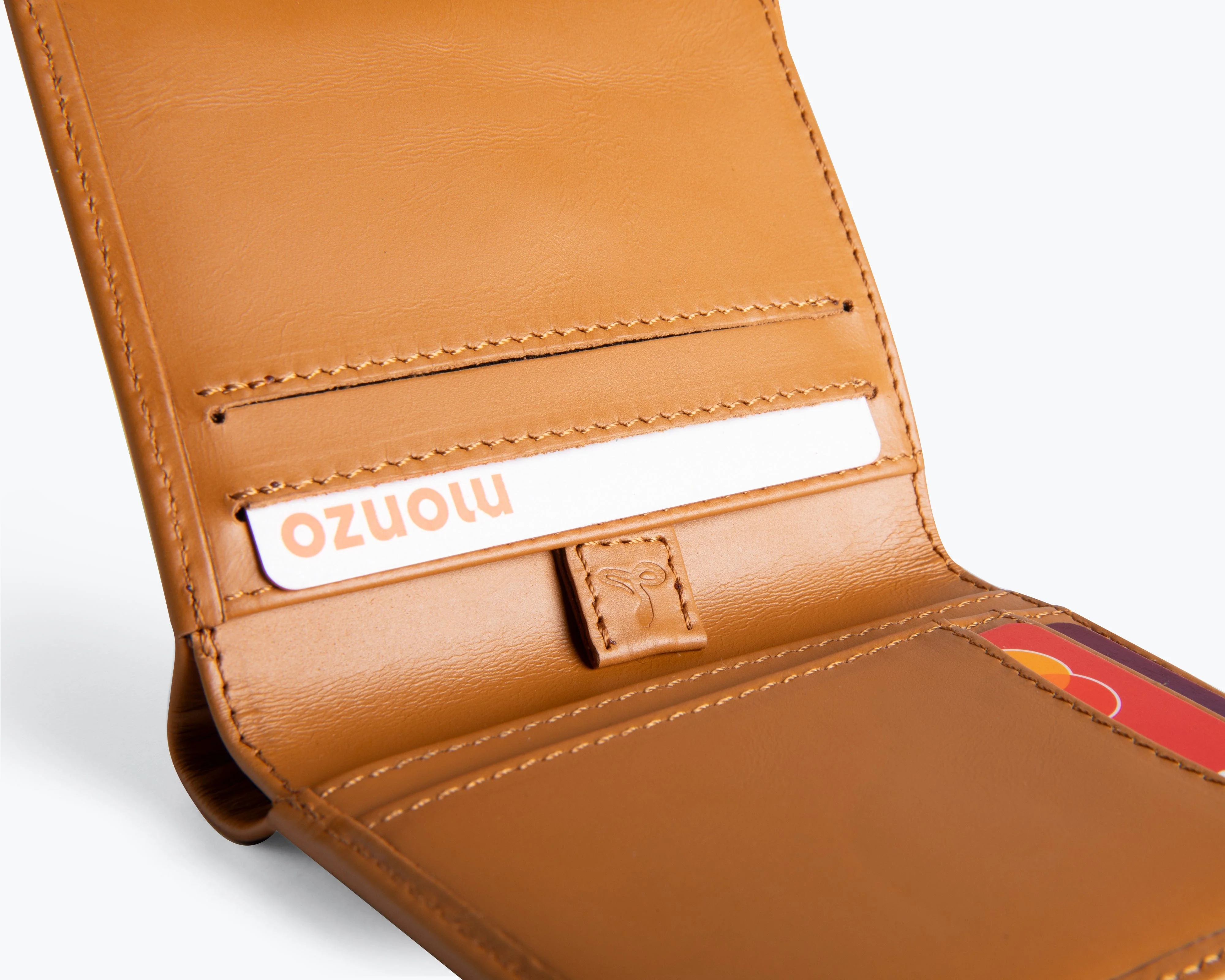 Metro Leather Bifold Wallet - Image 60